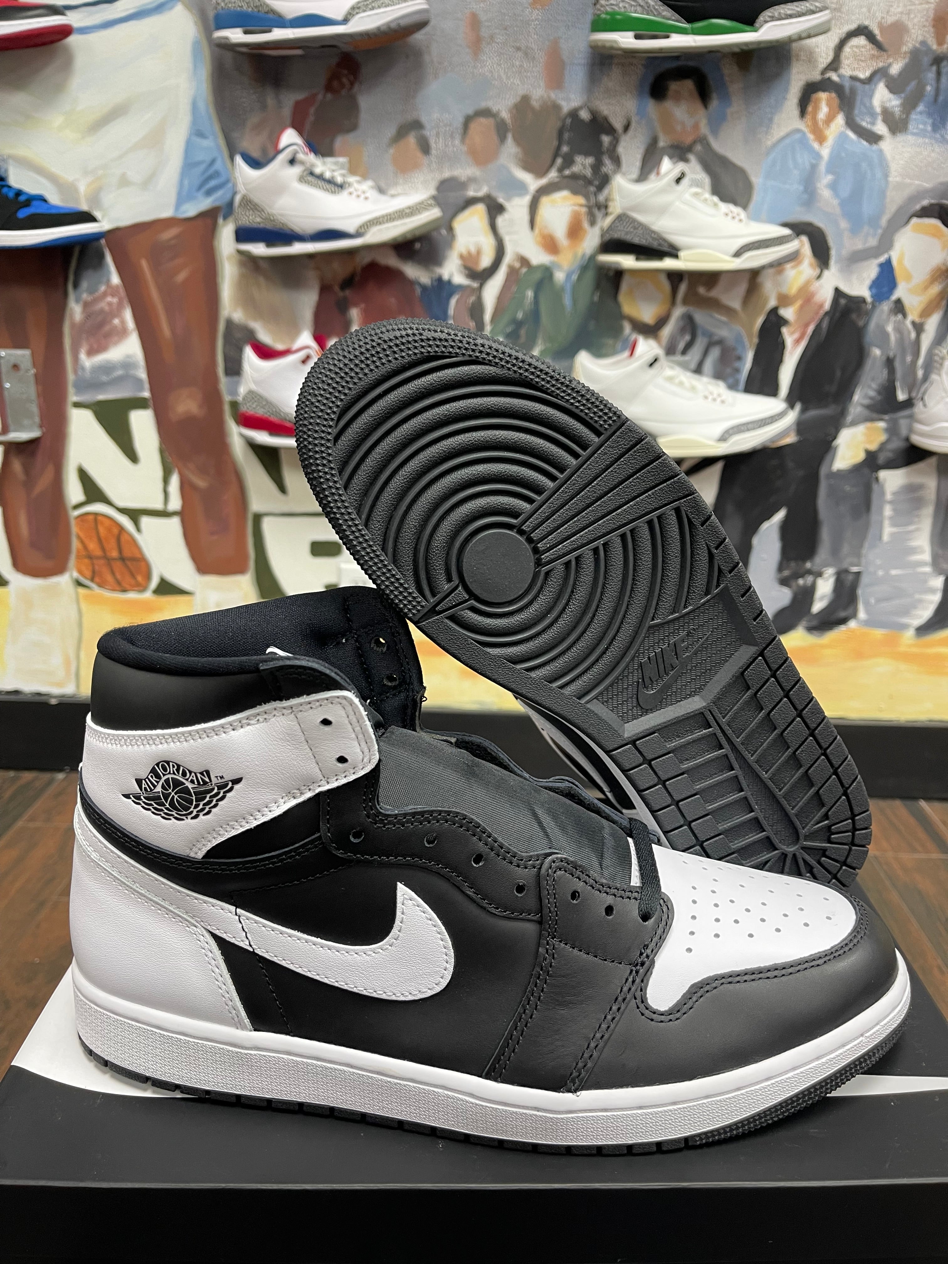 Air Jordan Retro 1 High OG ‘ Black White 2.0 ‘ Size 13